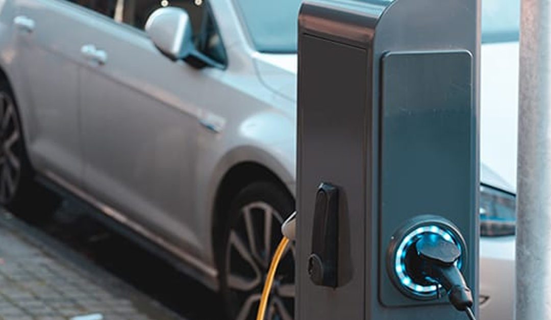 e-Vehicles home-charging: an algorithm to protect power systems